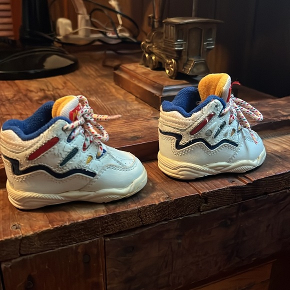 Vintage McKids kicks - Picture 9 of 10